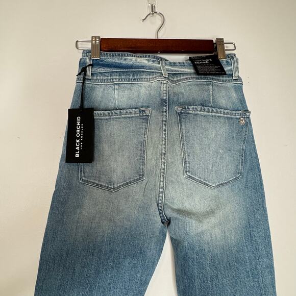 Black Orchid Jordan Belted Straight Leg Jeans Blue Denim NWT Women 26 - Picture 6 of 8
